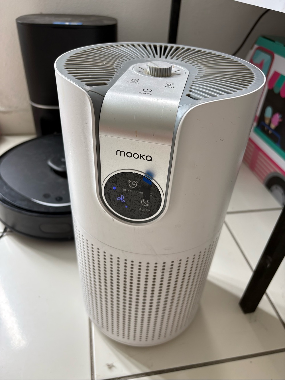 Mooka White Portable Air Purifier - Compact Home Air Cleaner